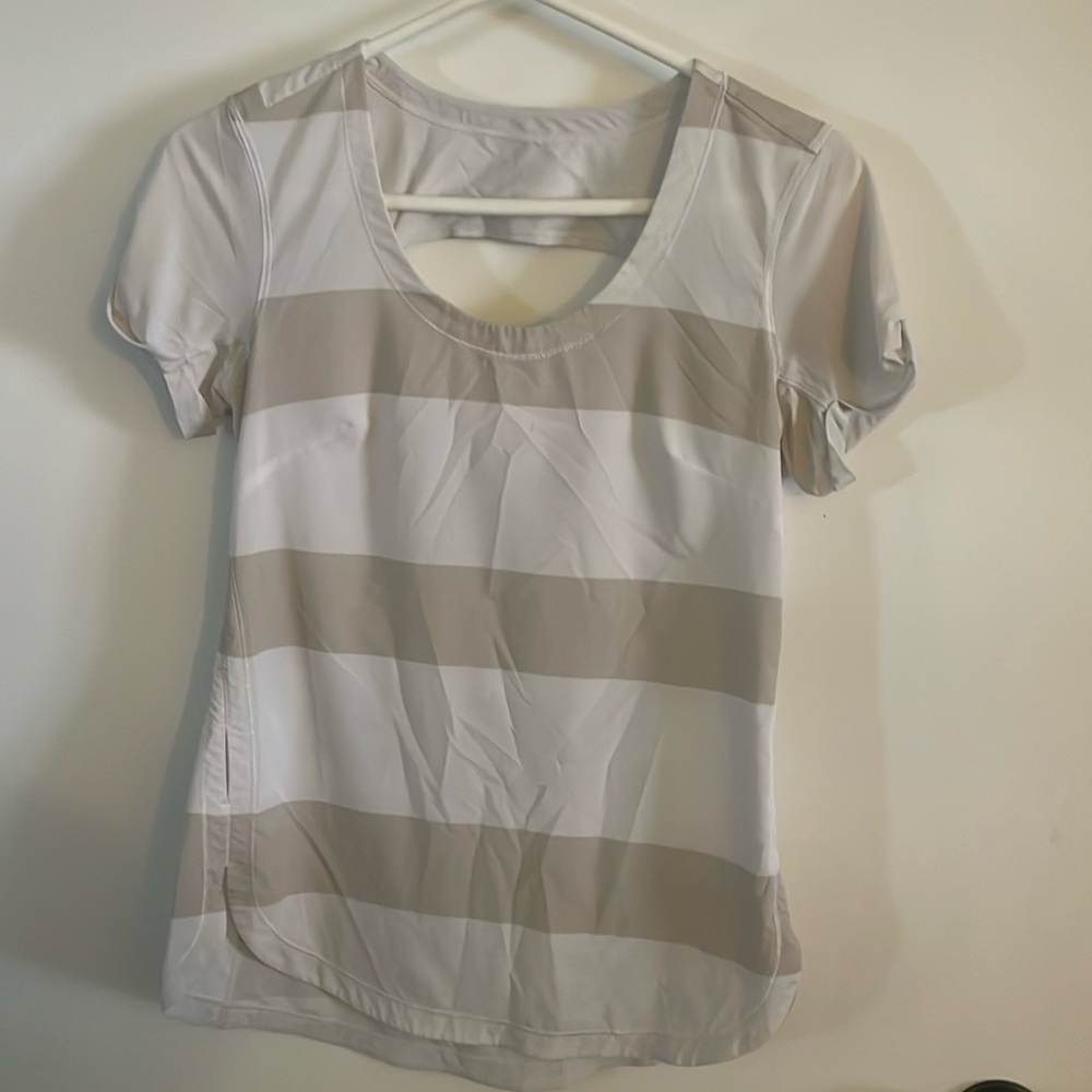 Lululemon women’s top